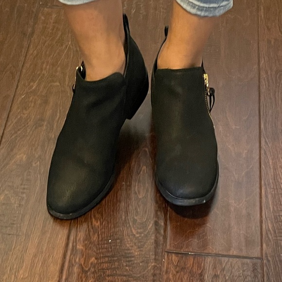 UGG Glee Black size 7 - Picture 9 of 11